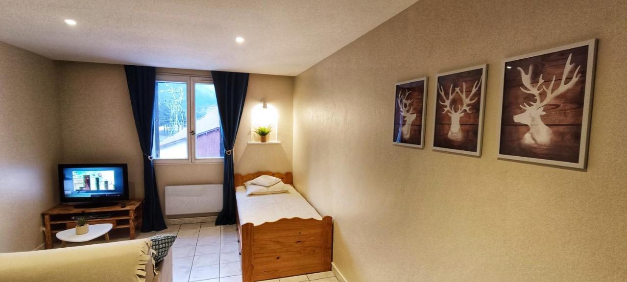 Grand Studio 3 Personnes Idealement Place Barcelonnette Bagian luar foto